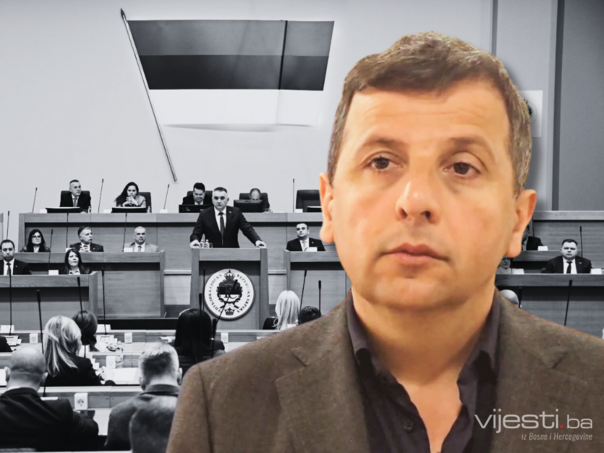 Vukanović za Vijesti: Dodik gazi kuma i RS zbog 800 miliona KM