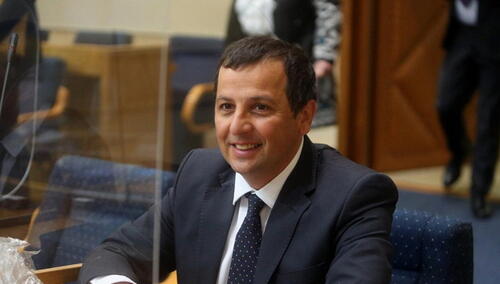 Vukanović ismijao vlast: Izgubili ste 130 miliona, rasturili ste Slovence