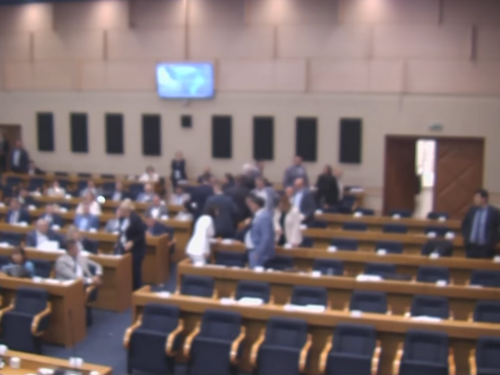 Vukanović ponovo udaljen iz NSRS, Stevandić mu poručio: Primitivac si