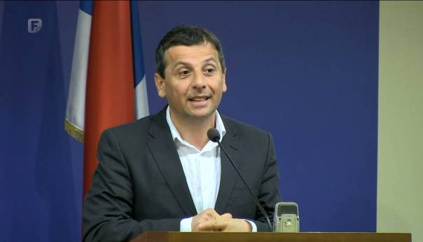 Vukanović prozvao Sattlera: Nije ni upitao Dodika ...