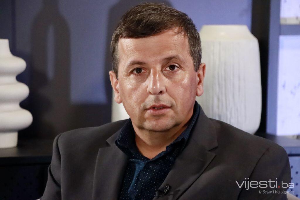 Vukanović: Rade mi o glavi kao Ivanoviću - Dodik u Rusiji, Čović ga štiti, a stranci šute!