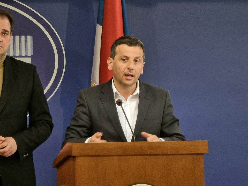 Vukanović: Vučić 'brani' Dodika kao Gazivode, bolje da se 'politički objesi'