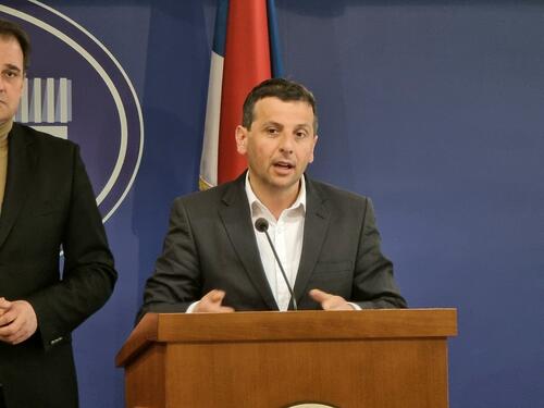 Vukanović: Vučić 'brani' Dodika kao Gazivode, bolje da se 'politički objesi'