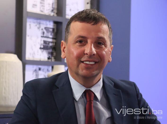 Vukanović: Zašto europejac Čović šuti na protjerivanje njemačke ministrice!?