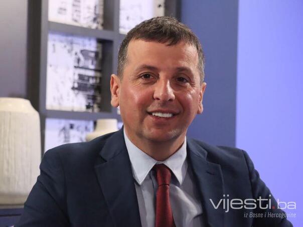 Vukanović: Zašto europejac Čović šuti na protjerivanje njemačke ministrice!?