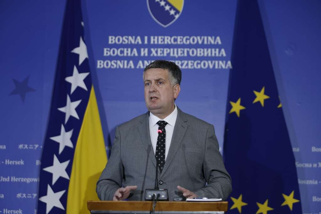 Vuković o Dodikovoj najavi: Vlast u RS-u je podigla bijelu zastavu