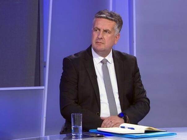 Vuković o vlasti RS: Izdaja je kad mi pričamo sa strancima, a zaštita kad oni komuniciraju