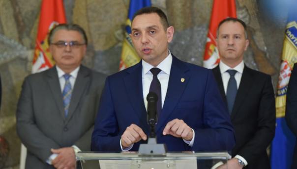 Vulin: Imamo informacije, pripremaju se grupe da spriječe izbore