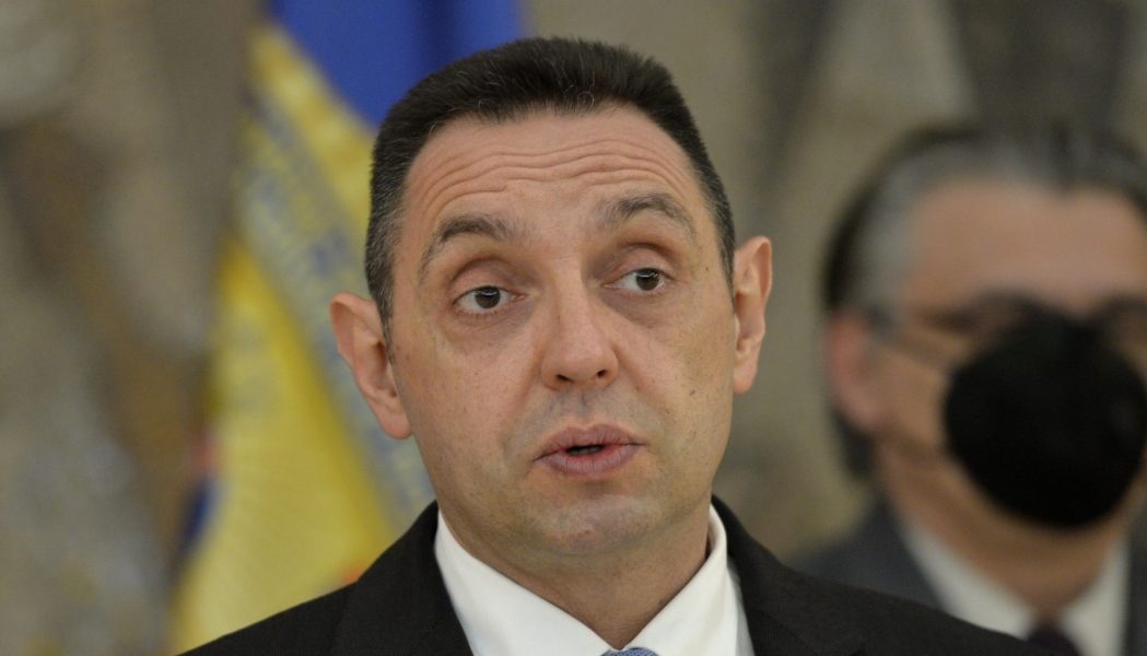 Vulin: Ne može EU da sjedi na dvije stolice