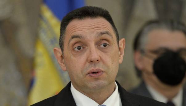 Vulin: Ne može EU da sjedi na dvije stolice