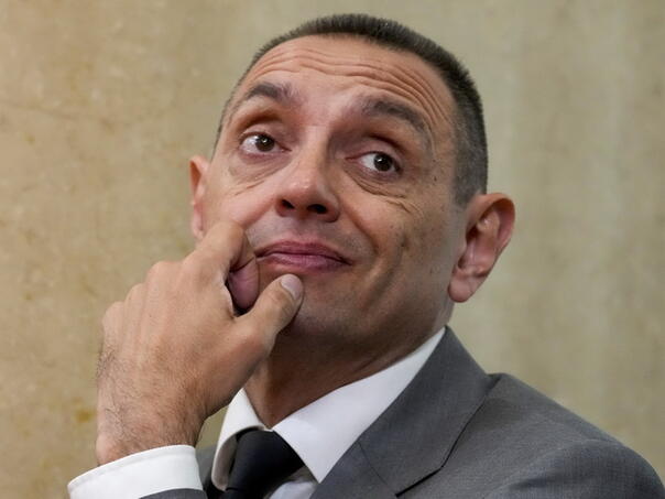 Vulin potvrdio: Ja sam naredio da se Selmi Bajrami zabrani ulazak u Srbiju