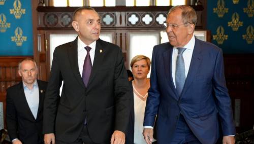 Vulin s Lavrovom: Srbija ne zaboravlja bratstvo s Rusijom
