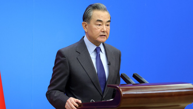 Wang Yi: Kina poziva na mir i dijalog u Ukrajini