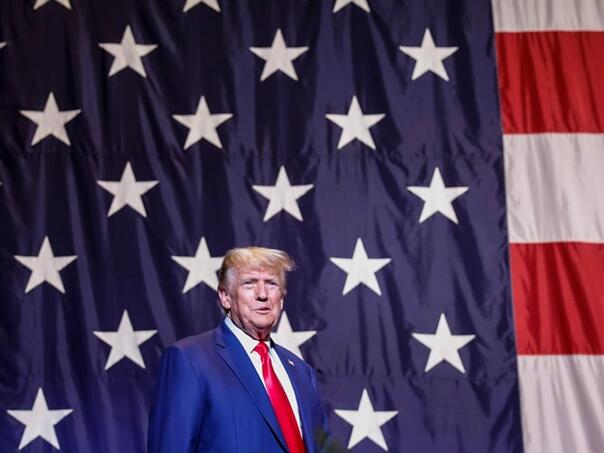 Washington Post: Trump razmatra carine samo za kritičan uvoz