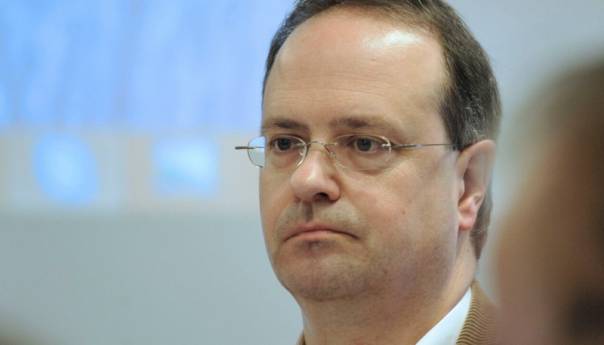 Weber: EU pomaže HDZ-u, kroz izborni zakon 'pakuju' treći entitet