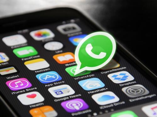 WhatsApp dobija novi izgled: "Liquid Glass" dizajn stiže na iPhone