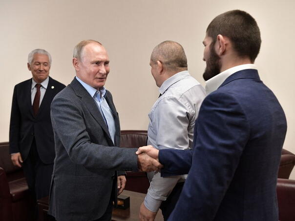 White: Putin je Khabibu 2018. godine dao poklon vrijedan 20 miliona dolara