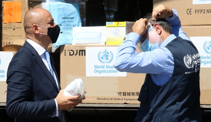 WHO donirao FBiH 12,6 tona zaštitne opreme za 'vruću jesen'