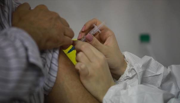 WHO još uvijek ne preporučuje treću dozu vakcina