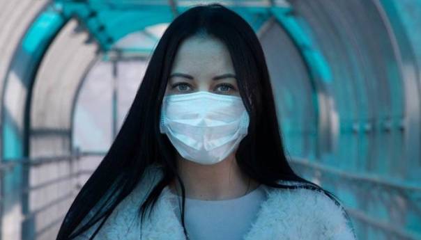 WHO: Maske moraju da budu troslojne da bi blokirale koronavirus