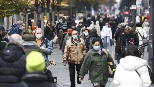WHO prijavio globalni pad novih slučajeva zaraze COVID-19