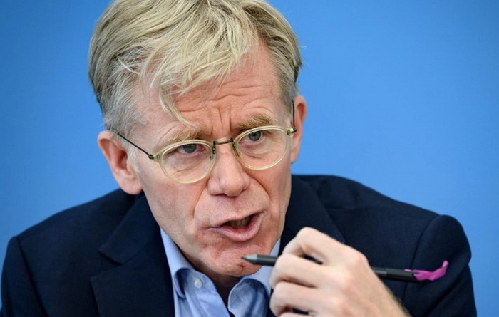 WHO: Vakcina protiv korone moguća do marta iduće godine