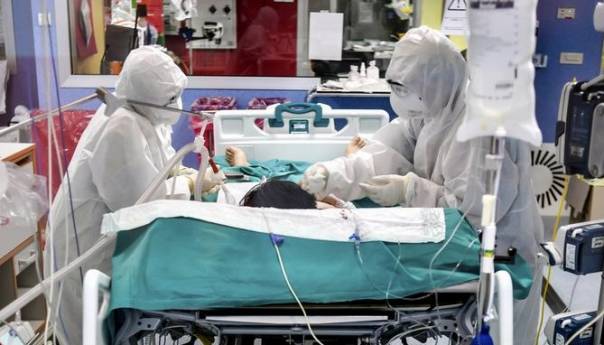 Worldometers: 12 država sa više od 100.000 zaraženih, SAD blizu 100.000 preminulih