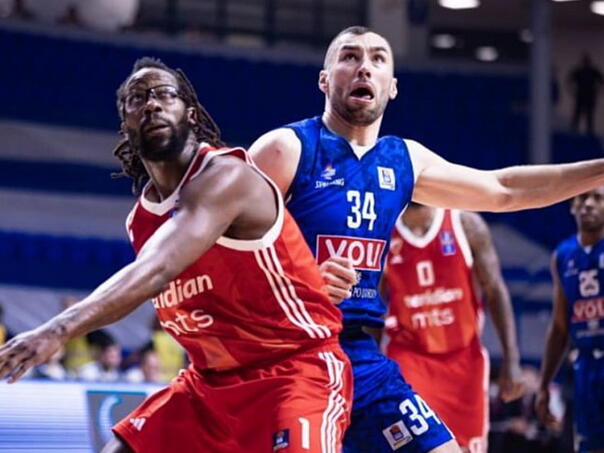 Wright trojkom uz zvuk sirene srušio Zvezdu!