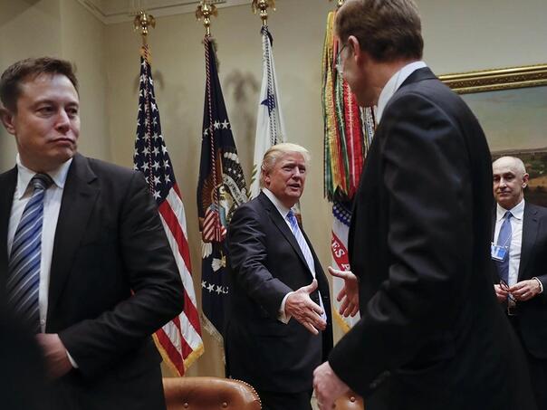 WSJ: Trump ponudio Musku poziciju savjetnika ako osvoji izbore