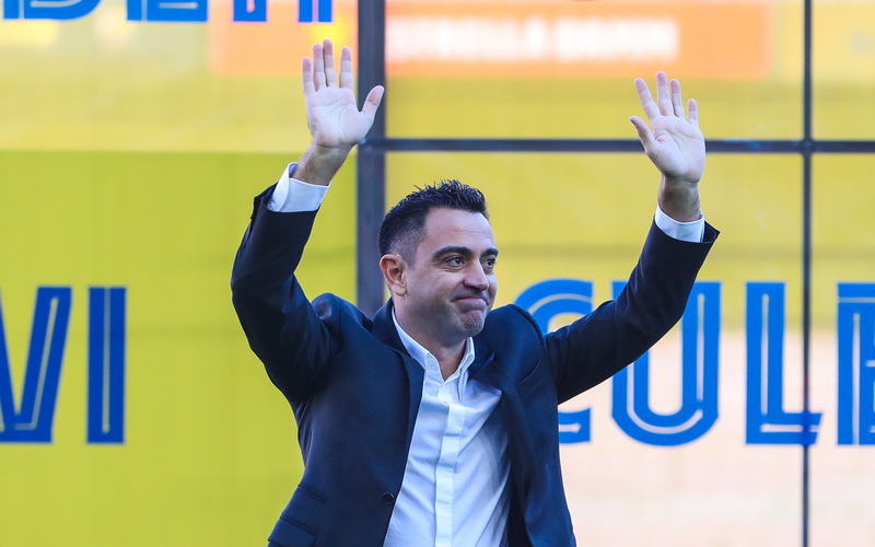 Xavi službeno predstavljen pred 25.000 navijača Barce