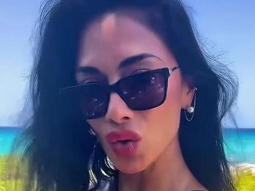 Za 10 sekundi dokazala da je najseksi žena na planeti