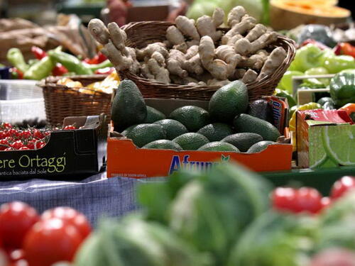Za 34 posto porasla vrijednosti prodaje poljoprivrednih proizvoda na zelenim pijacama u FBiH