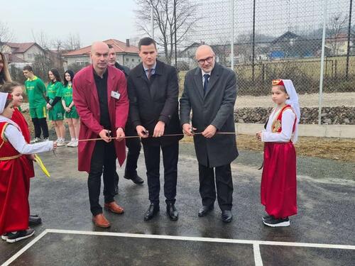 Za bolje obrazovanje: Preko 20 miliona za škole u TK