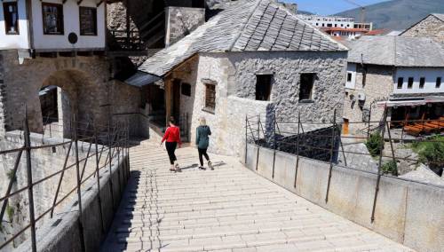 Za deset mjeseci broj turista manji za 70,4 posto