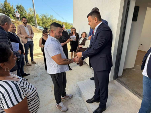 Za dostojanstven život: Otvoren stambeni objekt namijenjenog romskim porodicama