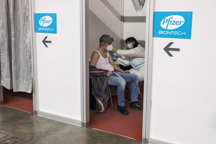 Za dva dana u Srbiji vakcinisano više od hiljadu građana BiH