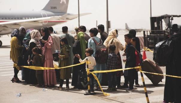 Za evakuaciju ljudi iz Afganistana u dva dana prikupljeno 6 miliona dolara