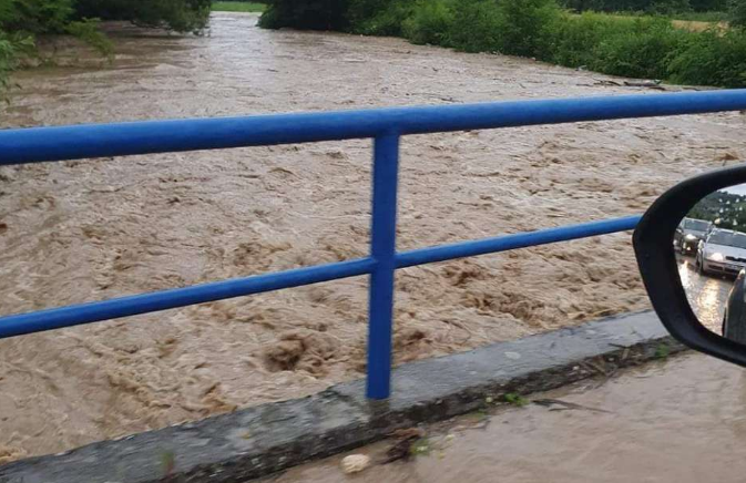 Za neka mjesta u Livnu proglašeno stanje prirodne nesreće