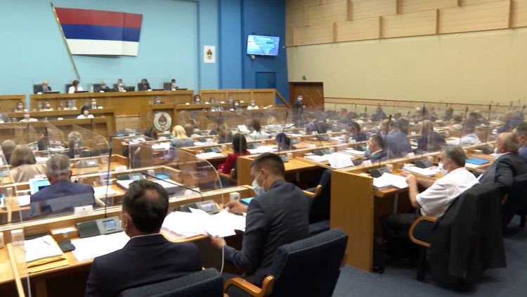 Za odbijanje Inzkovog zakona glasao i član Predsjedništva HNS-a