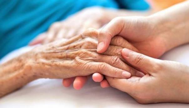 Za osobe s demencijom bitno da se očuva rutina i raspored i u doba pandemije