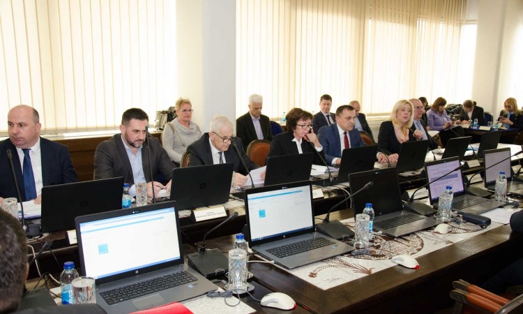Za projekte cestogradnje 100.000.000 KM