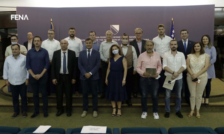 Za projekte muzičke, scenske i likovne umjetnosti u FBiH 478.000 KM