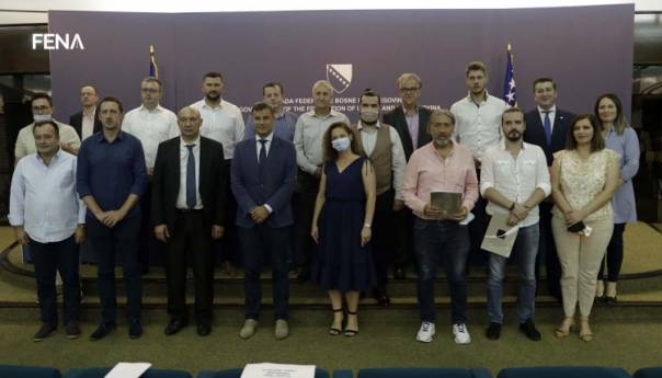 Za projekte muzičke, scenske i likovne umjetnosti u FBiH 478.000 KM