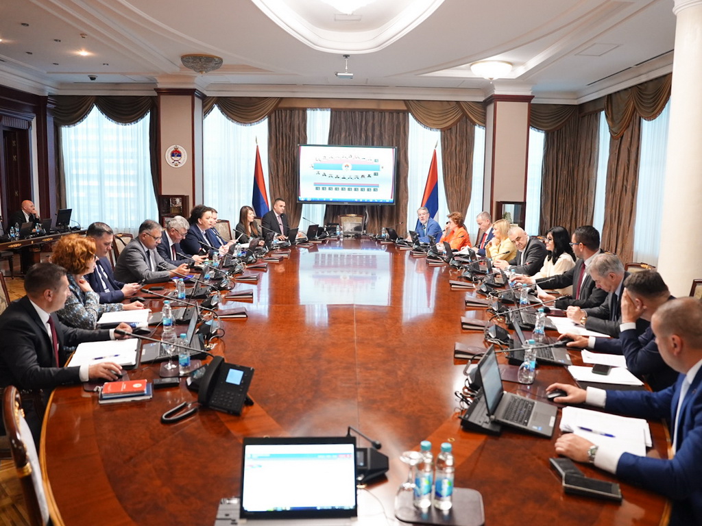 Za projekte u 17 opština i gradova u RS 61,3 miliona KM
