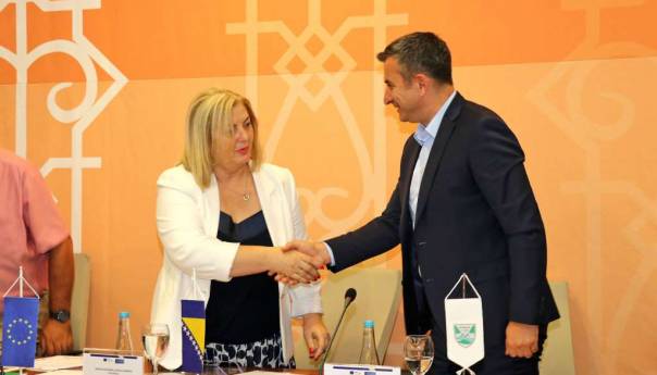 Za razvoj 20 novih biznisa u Mostaru, Konjicu i Prozor-Rami osigurano 200.000 KM