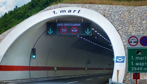 Za saobraćaj zatvorena lijeva cijev tunela 1. mart