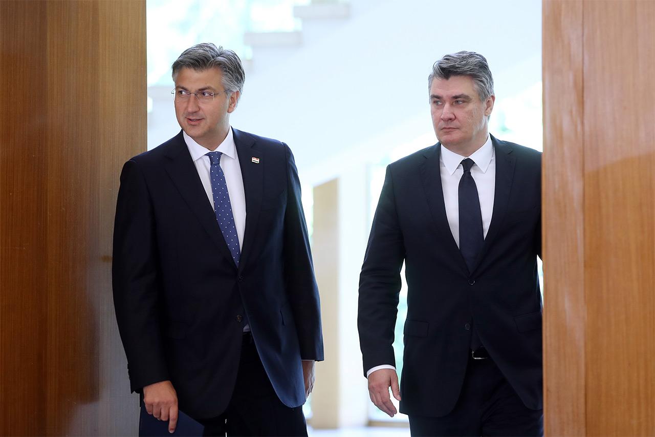 Za stol sjedaju Zoran Milanović i Andrej Plenković