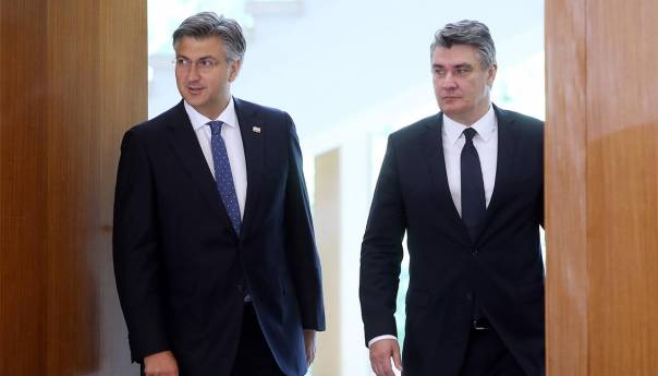 Za stol sjedaju Zoran Milanović i Andrej Plenković