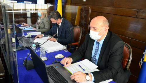 Za tri aerodroma u FBiH ukupno devet miliona KM