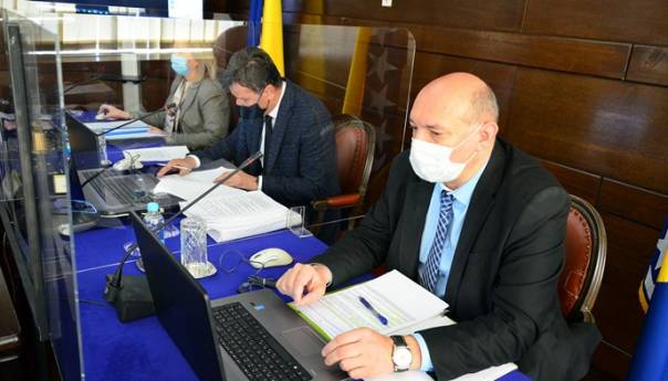 Za tri aerodroma u FBiH ukupno devet miliona KM